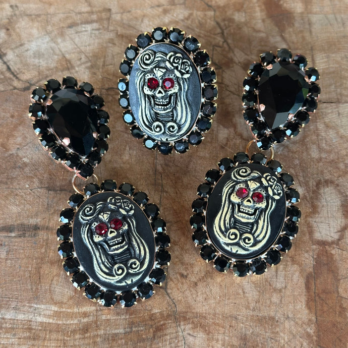 Siam Eyed skull cameo - Ready to Ship earrings and ring set